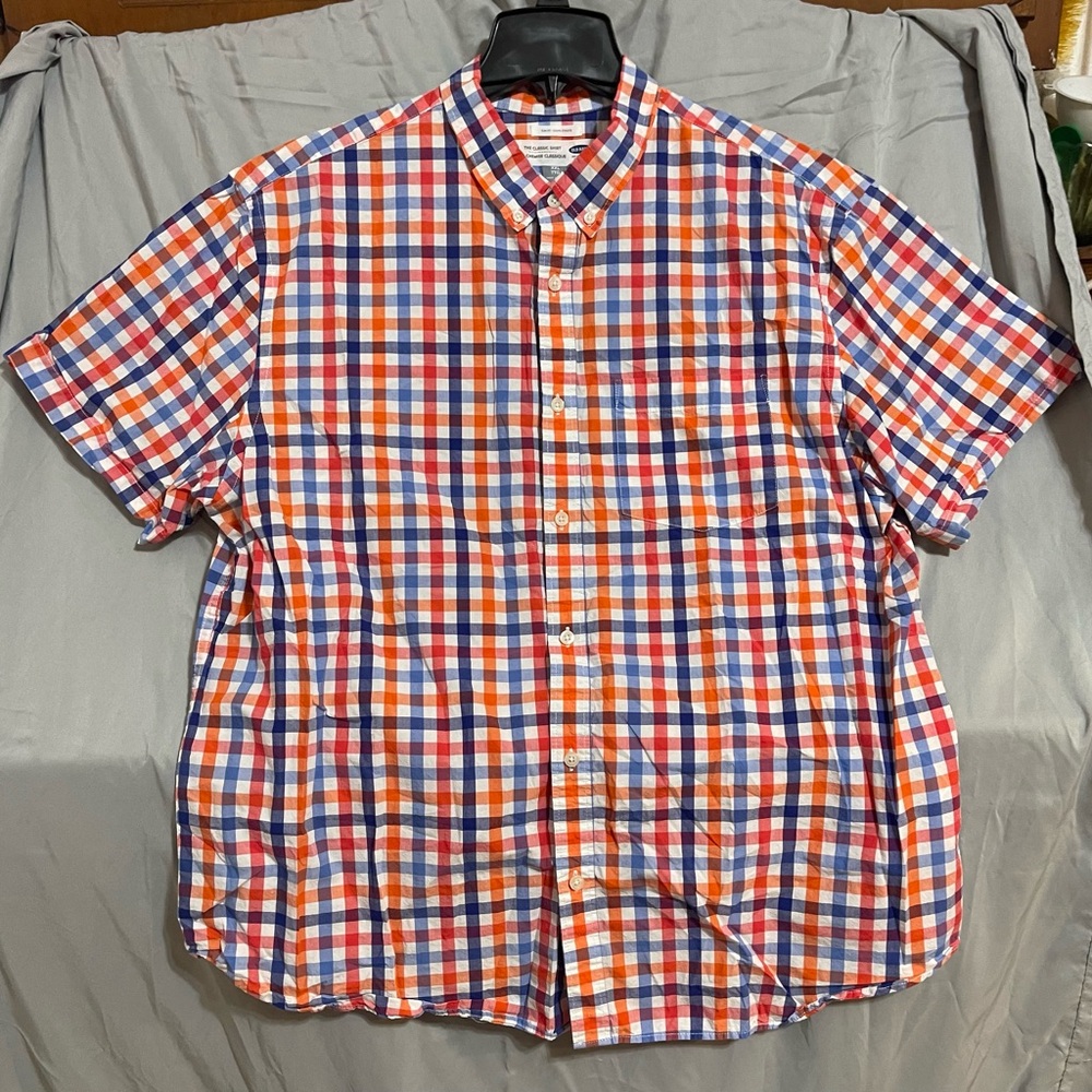 Old Navy short-sleeve button-down shirt in a red,orange,blue plaid pattern-XXL